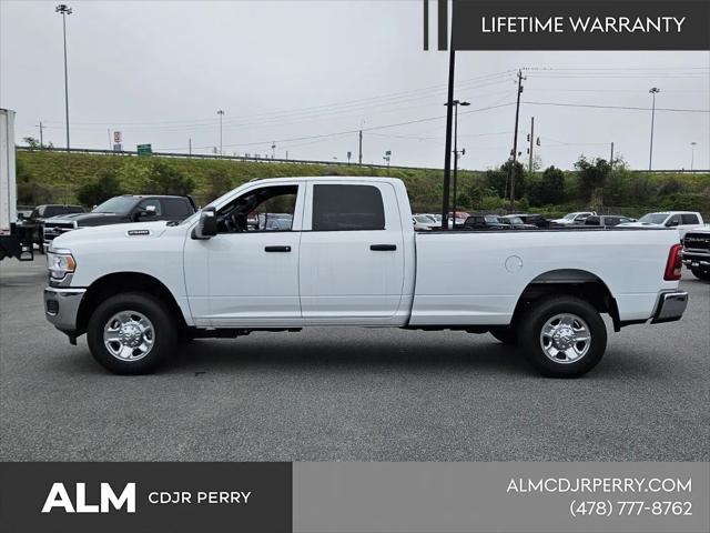 2024 Ram 2500 Tradesman Crew Cab 4x4 8' Box