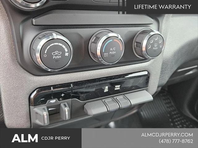 2024 Ram 2500 Tradesman Crew Cab 4x4 8' Box