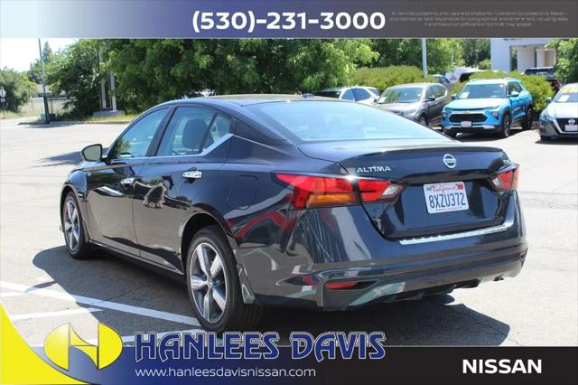 2021 Nissan Altima SV FWD
