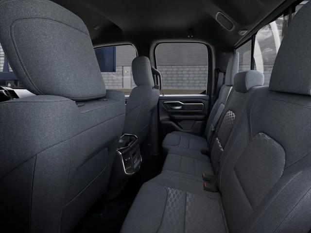 2025 Ram 1500 Big Horn Crew Cab 4x4 64 Box
