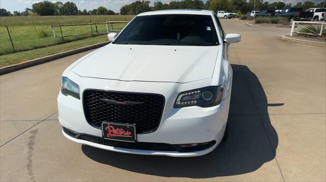 2023 Chrysler 300 300S 2023 Chrysler 300 300S