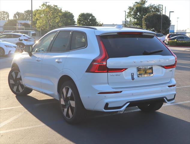2025 Volvo XC60 Plug-In Hybrid Plus