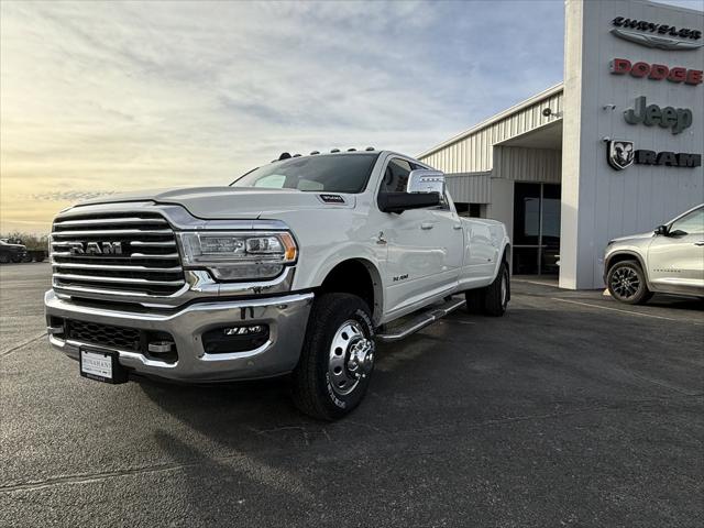 2024 RAM Ram 3500 RAM 3500 LIMITED LONGHORN CREW CAB 4X4 8 BOX