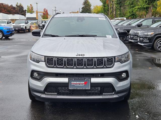 2025 Jeep Compass COMPASS LATITUDE 4X4