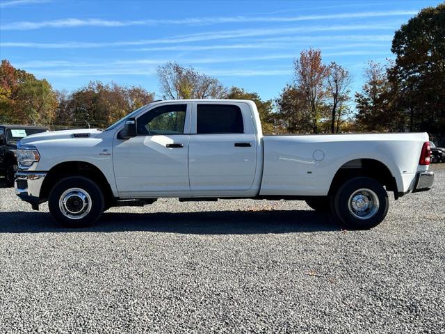 2024 RAM Ram 3500 RAM 3500 TRADESMAN CREW CAB 4X4 8 BOX