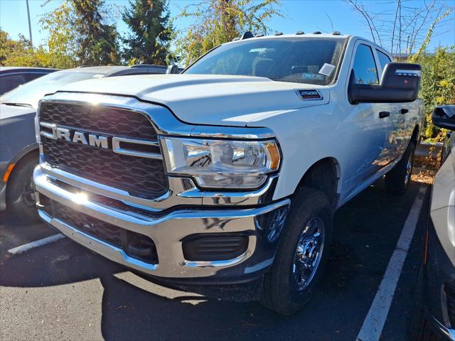 2024 RAM Ram 2500 RAM 2500 TRADESMAN CREW CAB 4X4 64 BOX