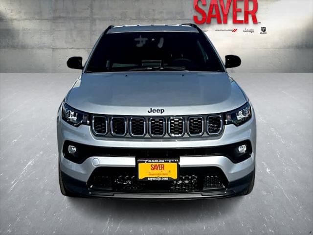 2025 Jeep Compass COMPASS LATITUDE 4X4