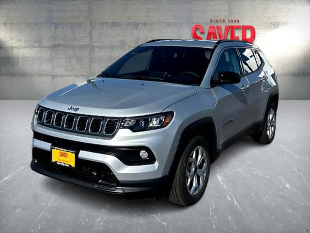 2025 Jeep Compass COMPASS LATITUDE 4X4