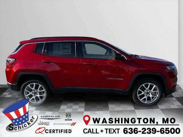 2025 Jeep Compass COMPASS LATITUDE 4X4