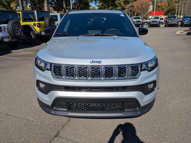2025 Jeep Compass COMPASS LATITUDE 4X4