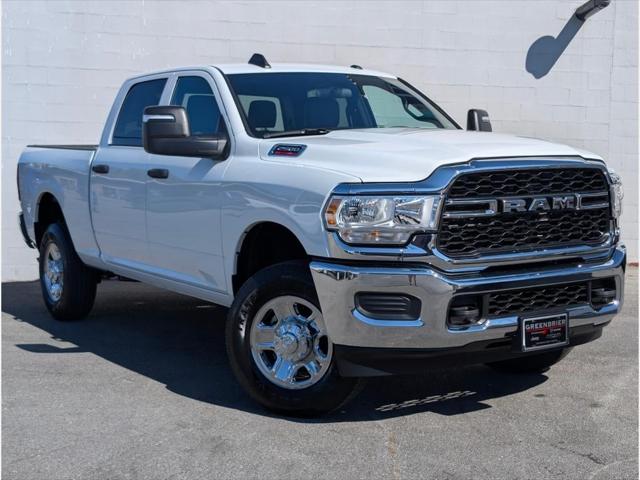 2024 RAM Ram 2500 RAM 2500 TRADESMAN CREW CAB 4X4 64 BOX