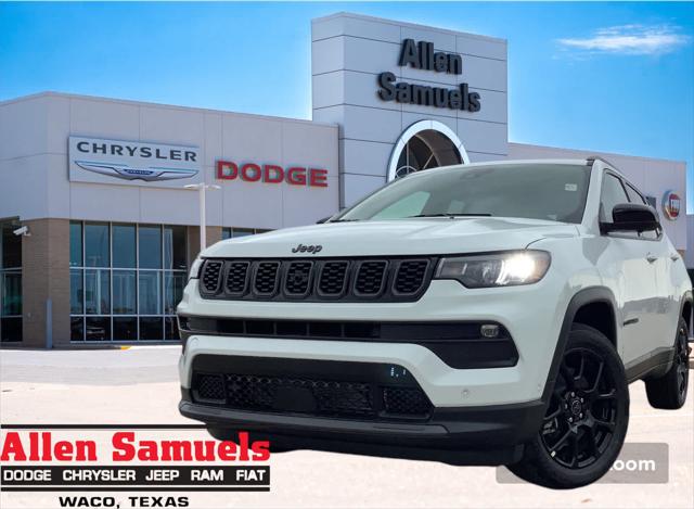 2025 Jeep Compass COMPASS LATITUDE 4X4