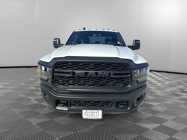 2024 RAM Ram 3500 Chassis Cab RAM 3500 TRADESMAN CREW CAB CHASSIS 4X4 60 CA