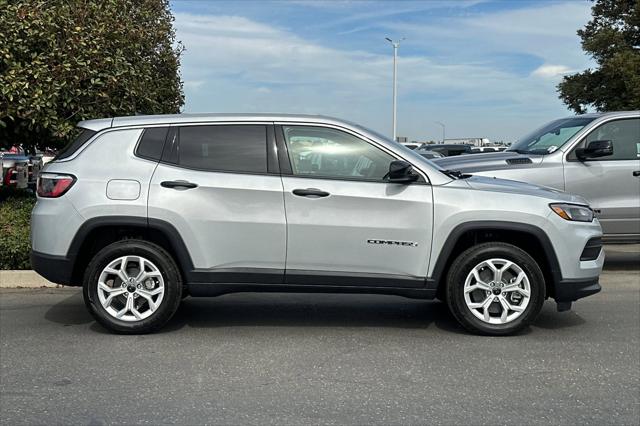 2025 Jeep Compass COMPASS SPORT 4X4