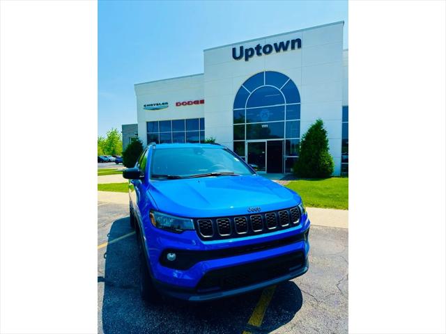 2025 Jeep Compass COMPASS LATITUDE 4X4