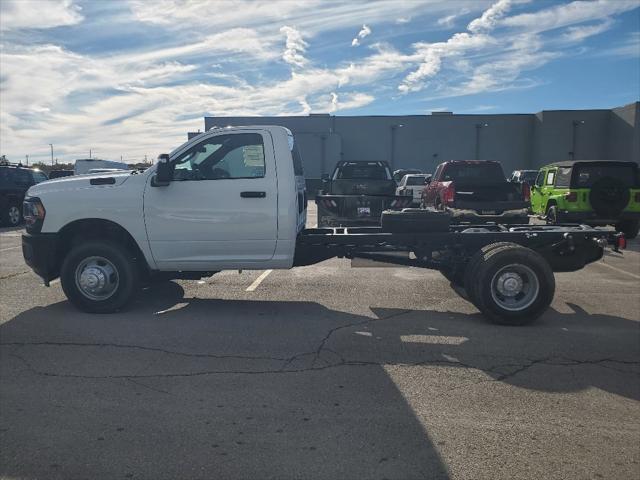 2024 RAM Ram 3500 Chassis Cab RAM 3500 TRADESMAN CHASSIS REGULAR CAB 4X2 84 CA