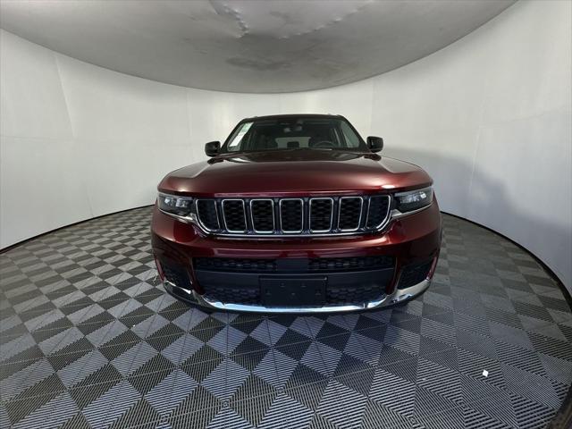 2023 Jeep Grand Cherokee L Laredo 4x4