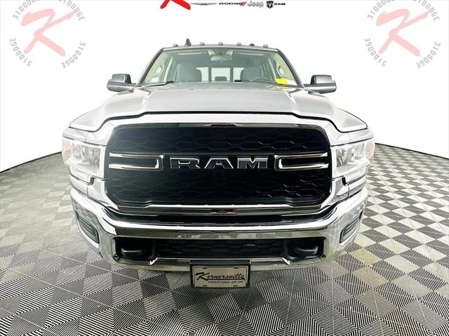 2019 RAM 3500 Tradesman Crew Cab 4x4 8 Box