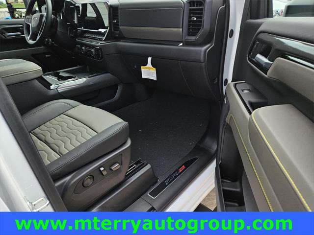 2025 Chevrolet Silverado 2500HD 4WD Crew Cab Standard Bed ZR2