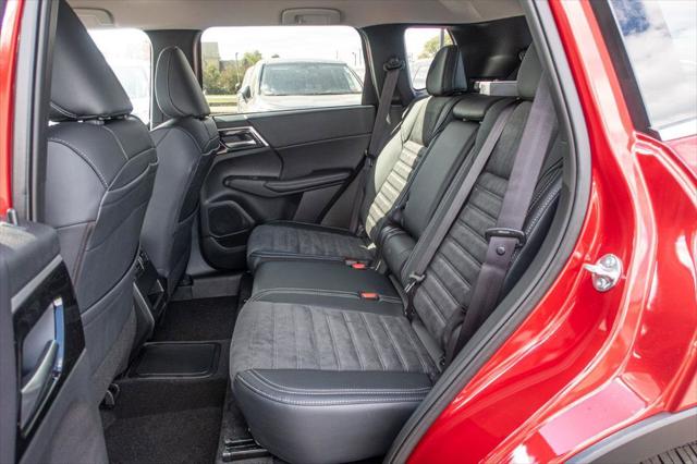 2025 Mitsubishi Outlander PHEV SE S-AWC