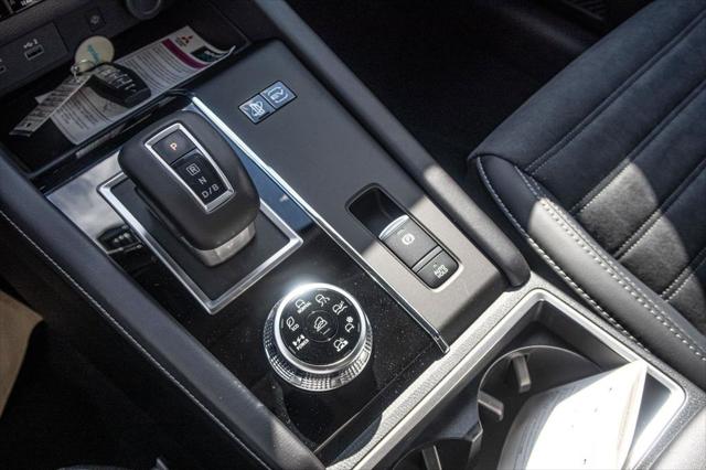 2025 Mitsubishi Outlander PHEV SE S-AWC