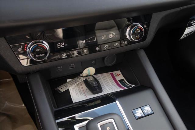 2025 Mitsubishi Outlander PHEV SE S-AWC