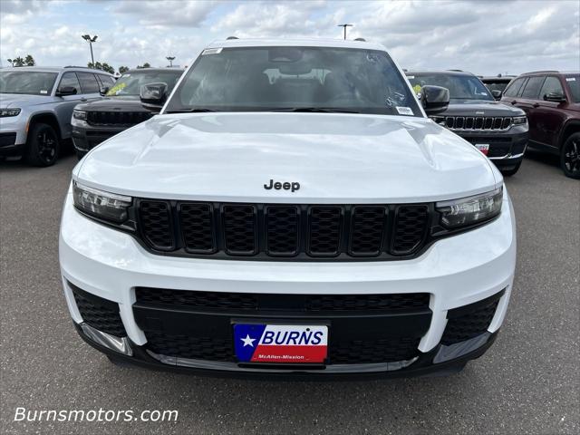 2025 Jeep Grand Cherokee GRAND CHEROKEE L ALTITUDE 4X2
