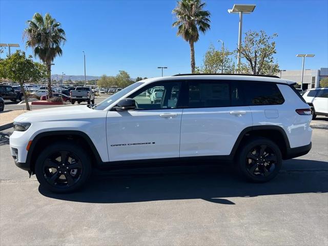 2025 Jeep Grand Cherokee GRAND CHEROKEE L ALTITUDE 4X2