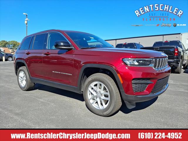 2025 Jeep Grand Cherokee GRAND CHEROKEE LAREDO X 4X4