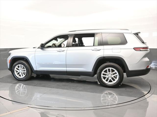 2023 Jeep Grand Cherokee L Laredo 4x4