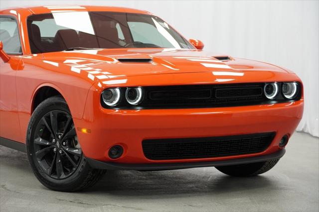 2022 Dodge Challenger SXT AWD