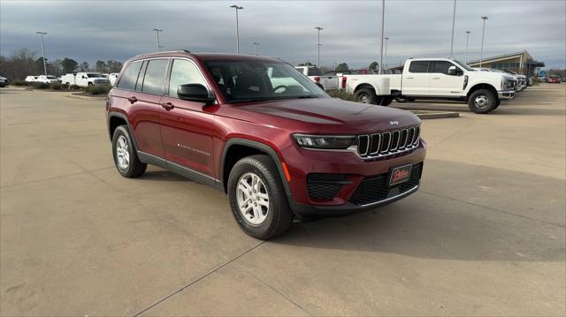 2023 Jeep Grand Cherokee Laredo 4x2