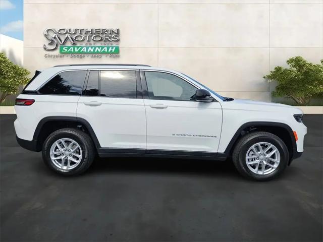 2024 Jeep Grand Cherokee Laredo X 4x2