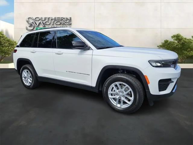 2024 Jeep Grand Cherokee Laredo X 4x2