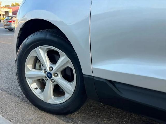 2017 Ford Edge SE