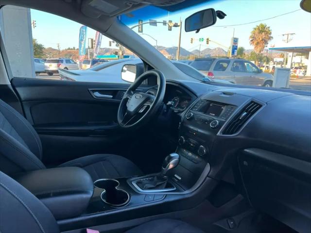 2017 Ford Edge SE