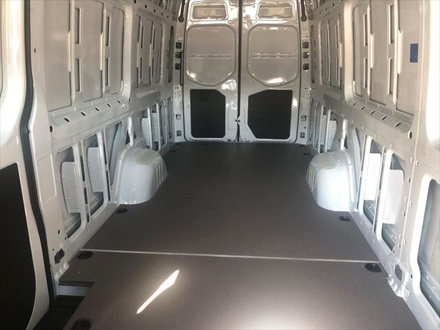2025 Mercedes-Benz Sprinter 2500 High Roof 4-Cyl Diesel HO