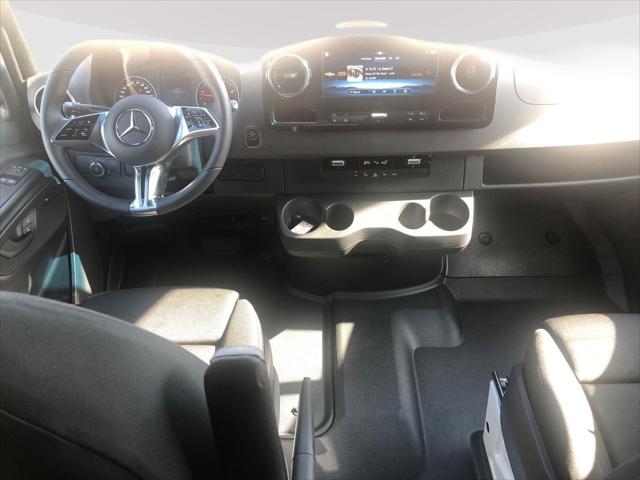 2025 Mercedes-Benz Sprinter 2500 High Roof 4-Cyl Diesel HO