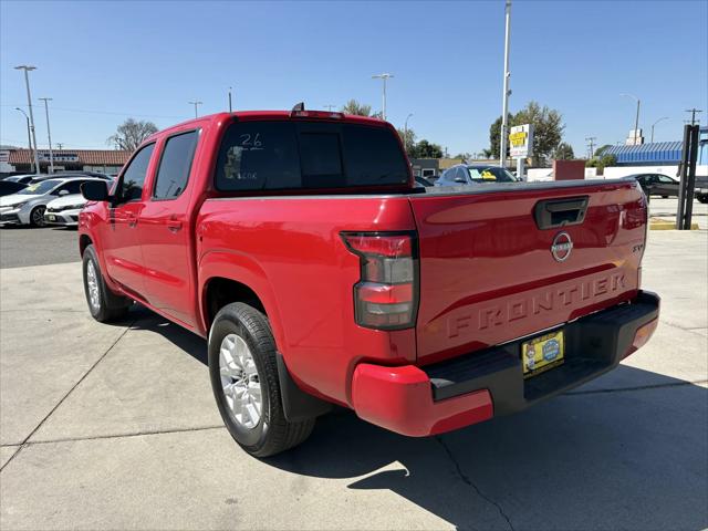 2022 Nissan Frontier Crew Cab SV 4x2