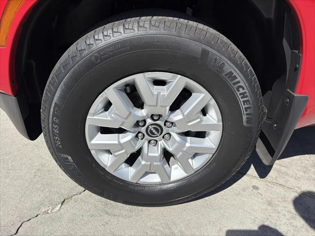 2022 Nissan Frontier Crew Cab SV 4x2
