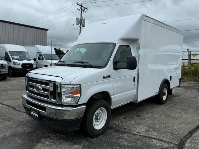 2025 Ford E-350 Cutaway Base