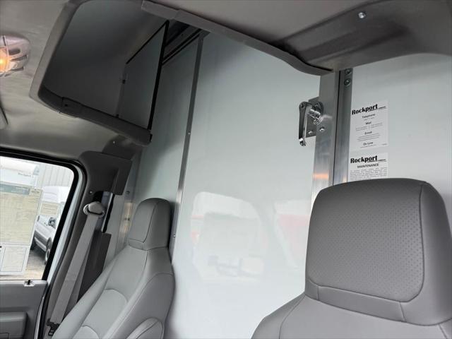 2025 Ford E-350 Cutaway Base