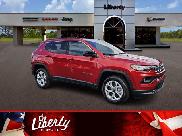 2025 Jeep Compass COMPASS LATITUDE 4X4