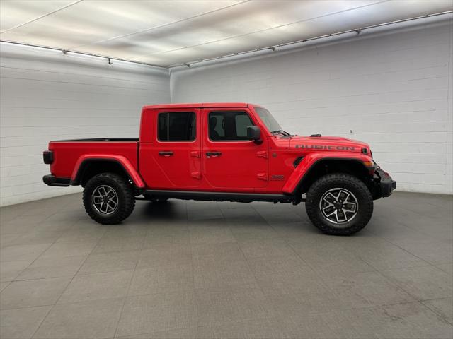 2024 Jeep Gladiator GLADIATOR RUBICON X 4X4