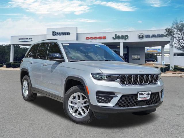 2024 Jeep Grand Cherokee Laredo X 4x2