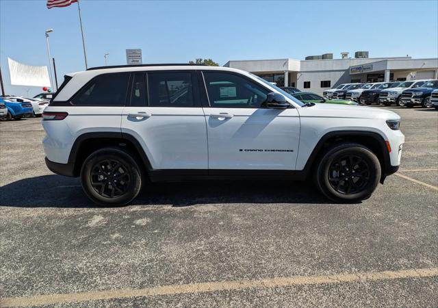 2024 Jeep Grand Cherokee Altitude 4x2