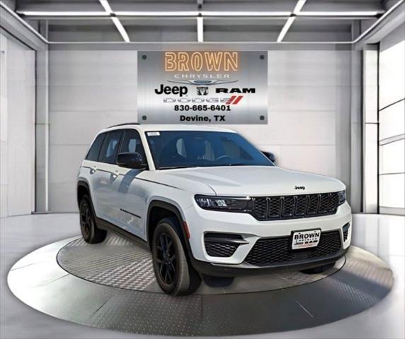 2024 Jeep Grand Cherokee Altitude 4x2