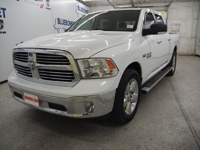 2017 RAM 1500 Lone Star Crew Cab 4x2 57 Box