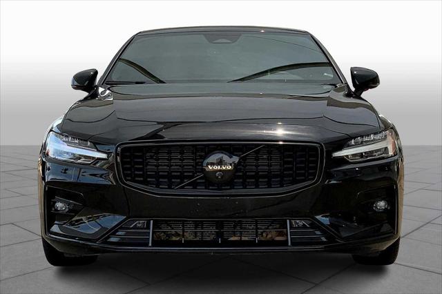2024 Volvo S60 B5 Plus Black Edition
