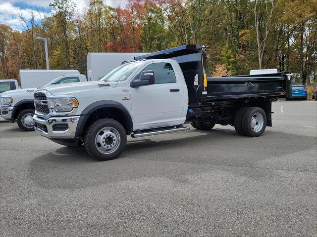 2024 RAM Ram 5500 Chassis Cab RAM 5500 TRADESMAN CHASSIS REGULAR CAB 4X4 84 CA